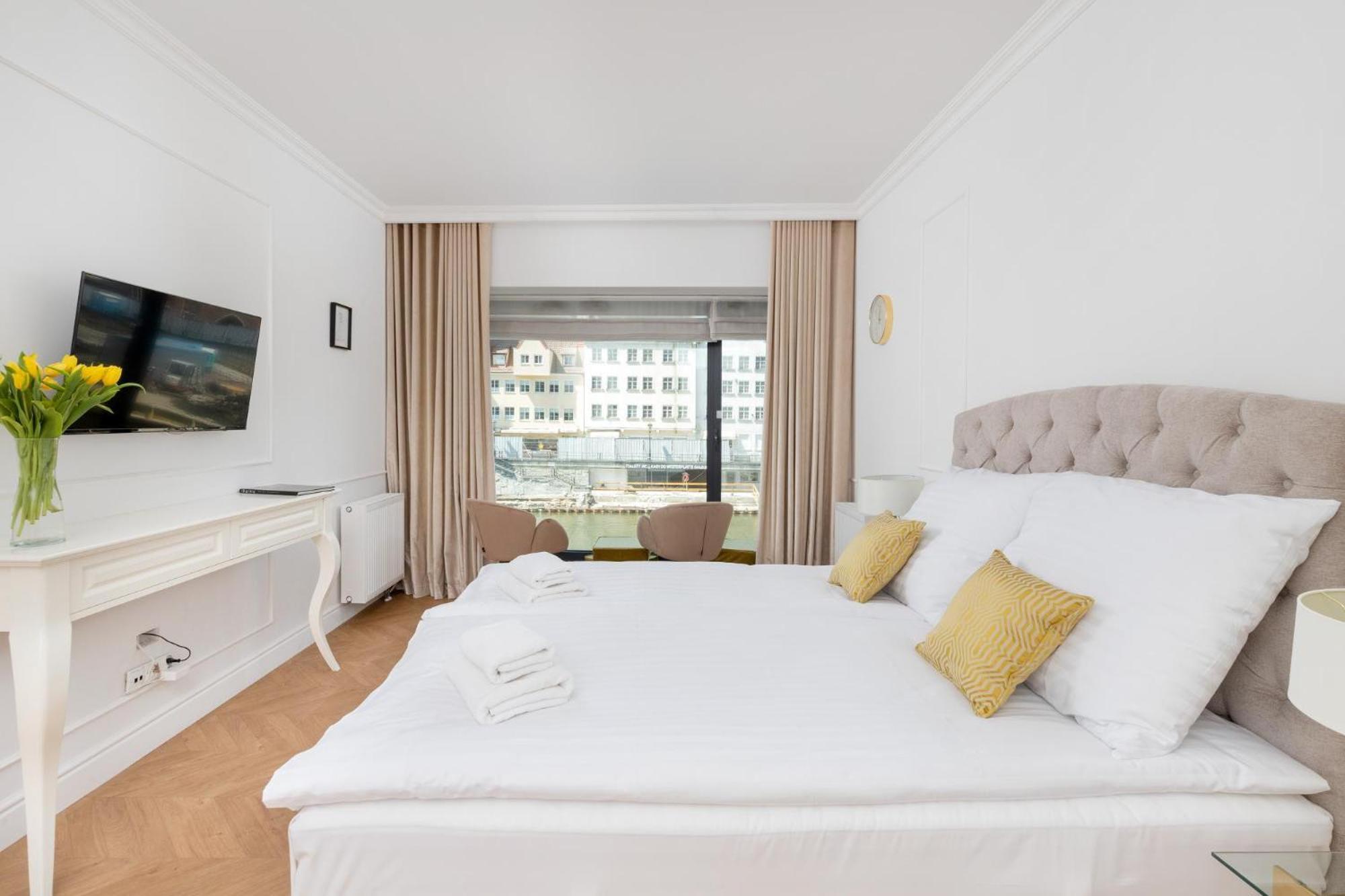 Deo Plaza - Apartamenty Old Town By Rent Like Home Гданськ Екстер'єр фото