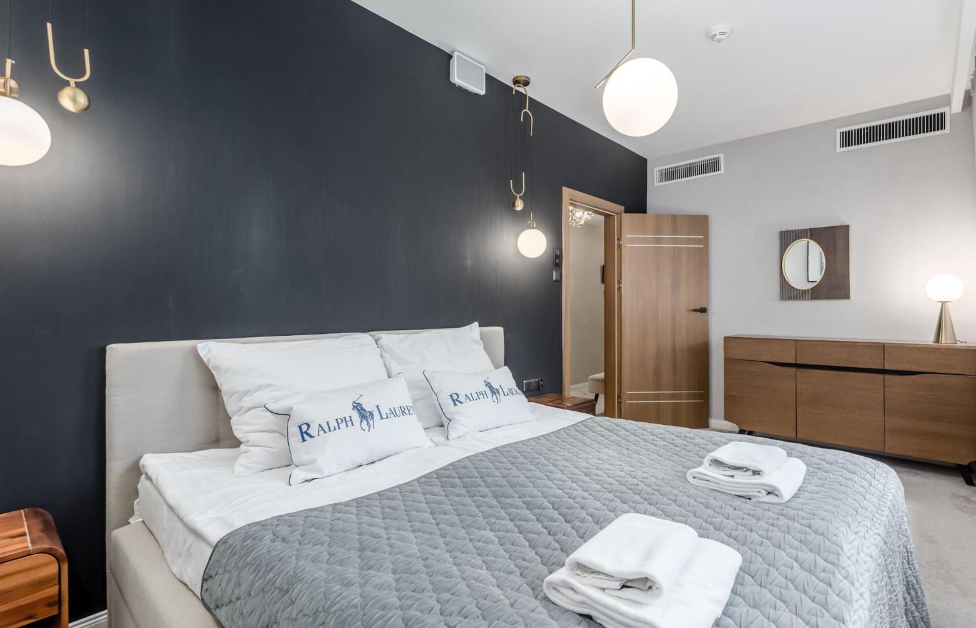 Deo Plaza - Apartamenty Old Town By Rent Like Home Гданськ Екстер'єр фото