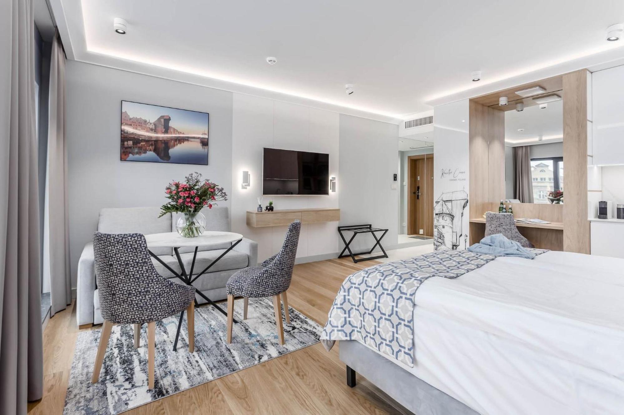 Deo Plaza - Apartamenty Old Town By Rent Like Home Гданськ Екстер'єр фото